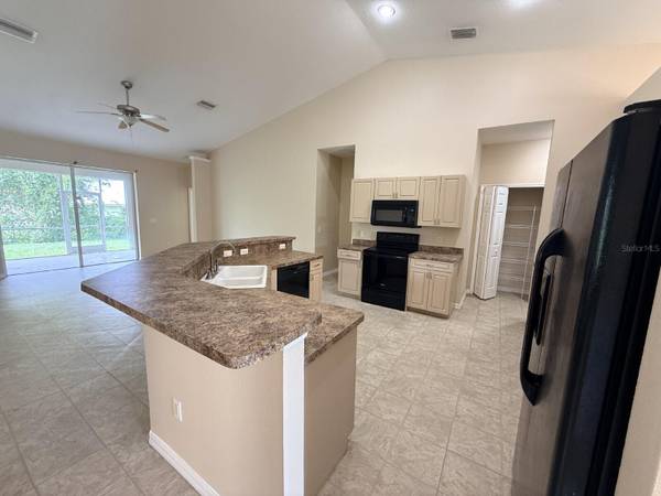 359 SKYLAND LN, Port Charlotte, FL 33953