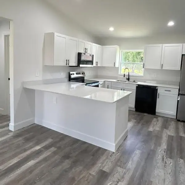 1801 IRIS AVE, Sebring, FL 33875