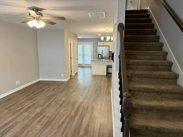264 Woodland Valley Ln, Clarksville, TN 37040