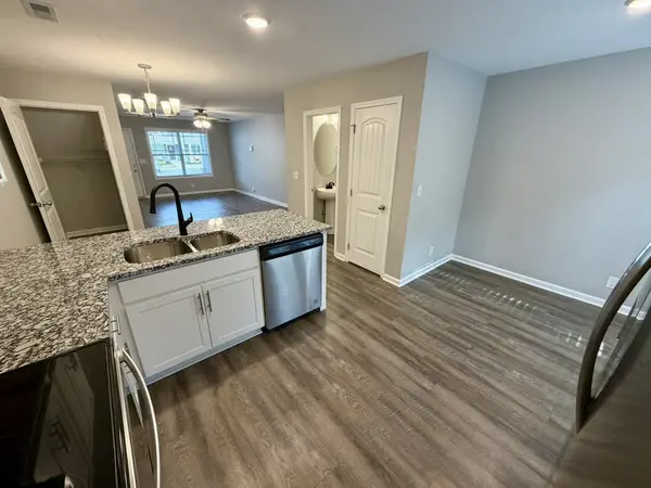264 Woodland Valley Ln, Clarksville, TN 37040