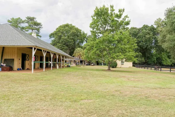844, 846 SE Two Notch RD, Aiken, SC 29801