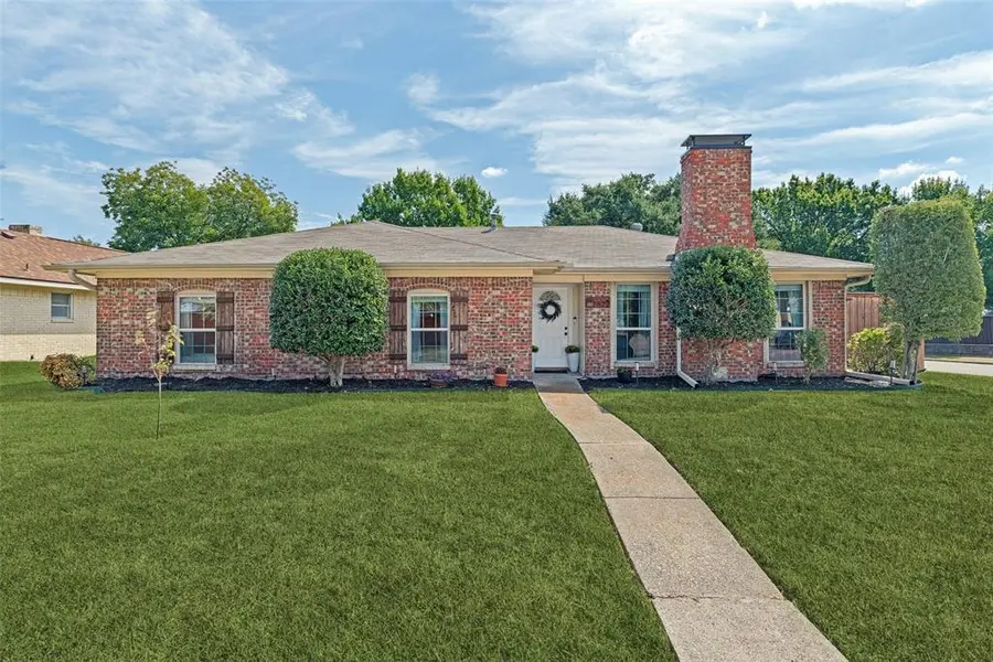 822 Century Park Drive, Garland, TX 75040