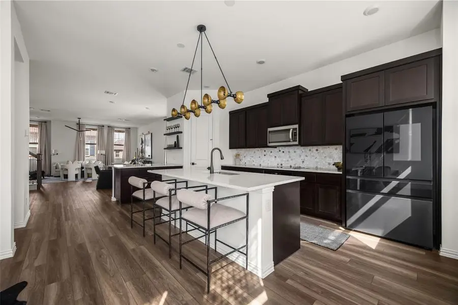 7537 Laburnam Road, Dallas, TX 75228