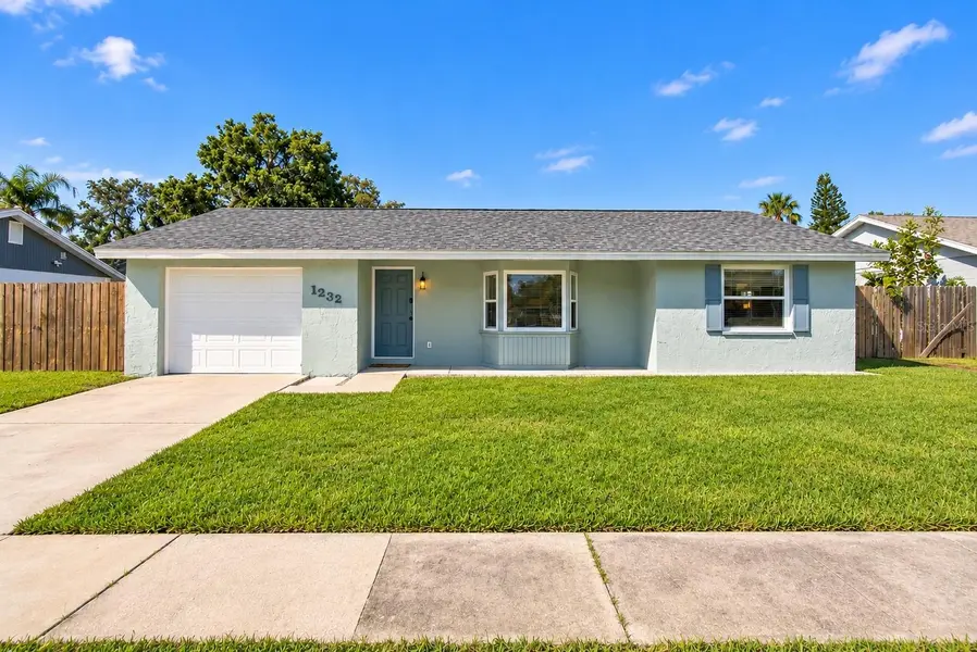 1232 18TH AVE SW, Largo, FL 33778