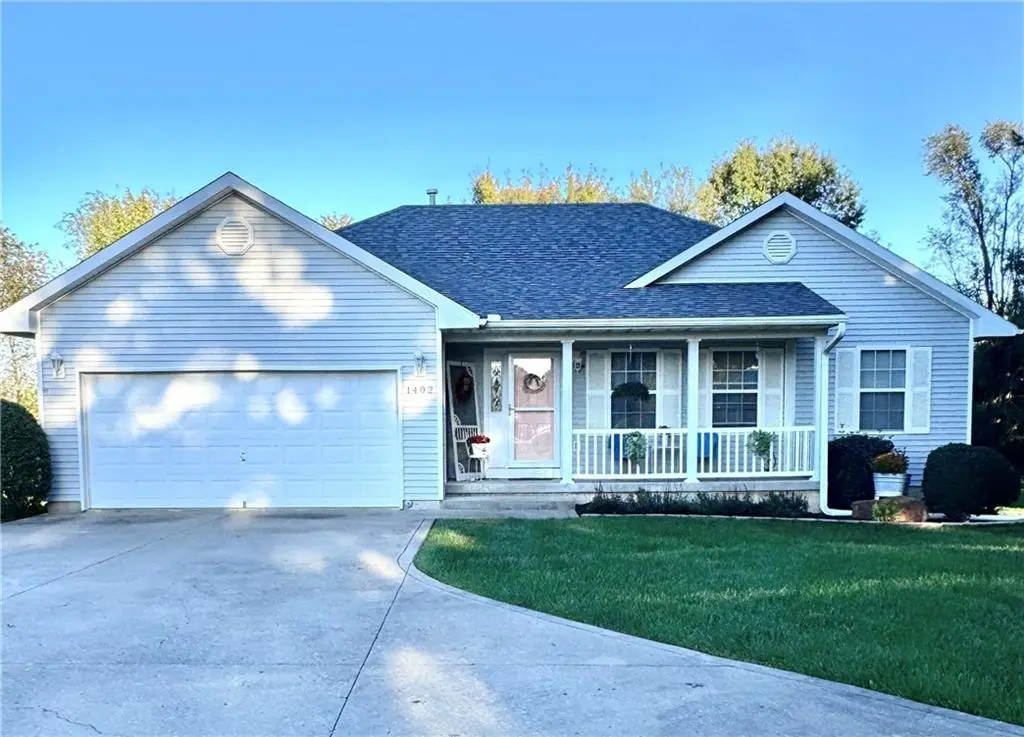 1402 Sam Den CIR, Cameron, MO 64429
