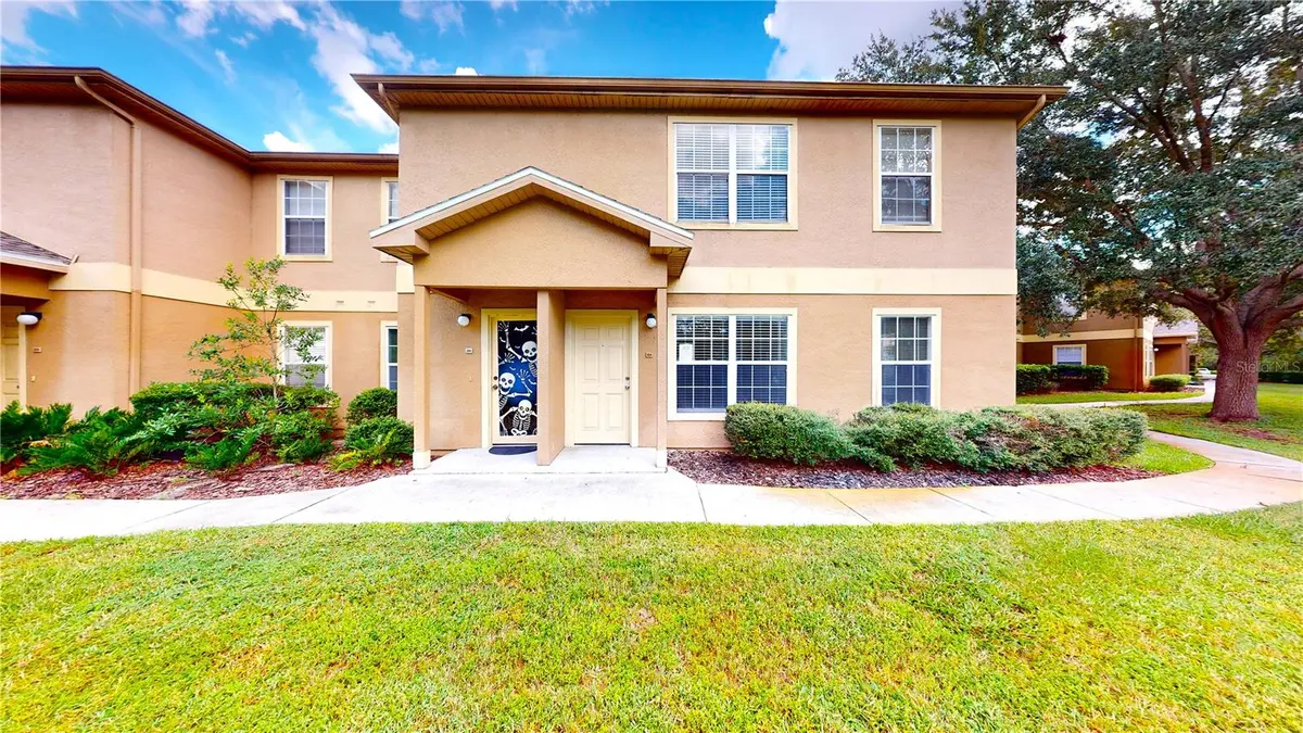 36100 LAKE CHASE BLVD #104, Zephyrhills, FL 33541