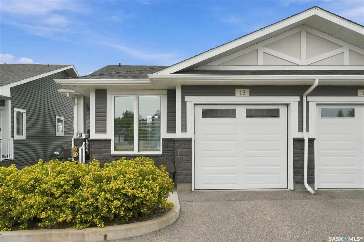 3214 11th STREET W #13, Saskatoon, SK S7M 5G3