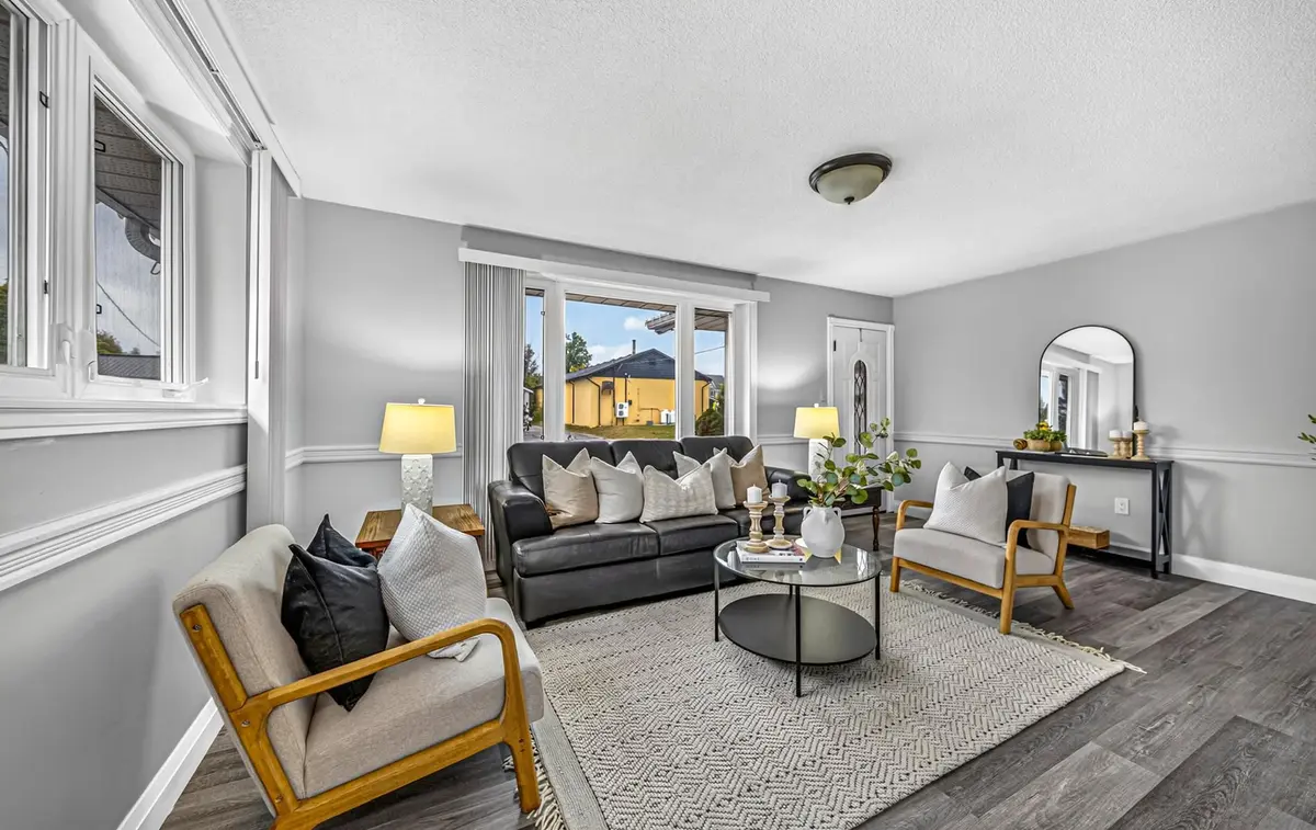 74 William ST, Kawartha Lakes, ON K0M 1A0