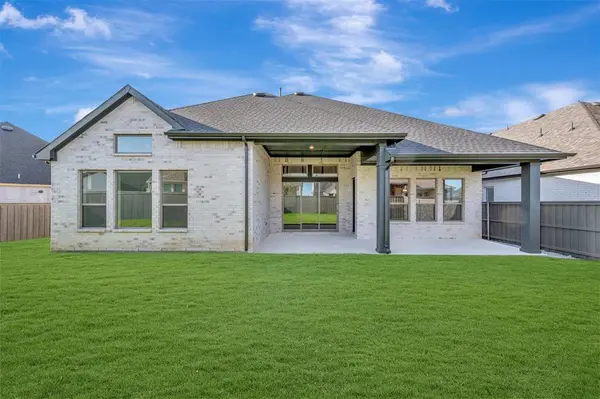 3599 Redbud Fower Trail, Grand Prairie, TX 76084