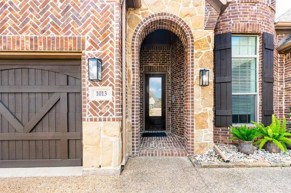 1013 Calm Crest Drive, Rockwall, TX 75087