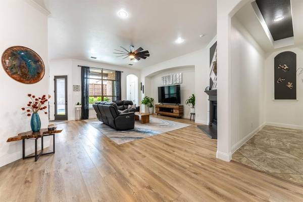 1013 Calm Crest Drive, Rockwall, TX 75087