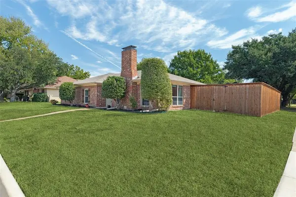 822 Century Park Drive, Garland, TX 75040