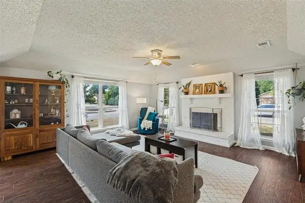 822 Century Park Drive, Garland, TX 75040