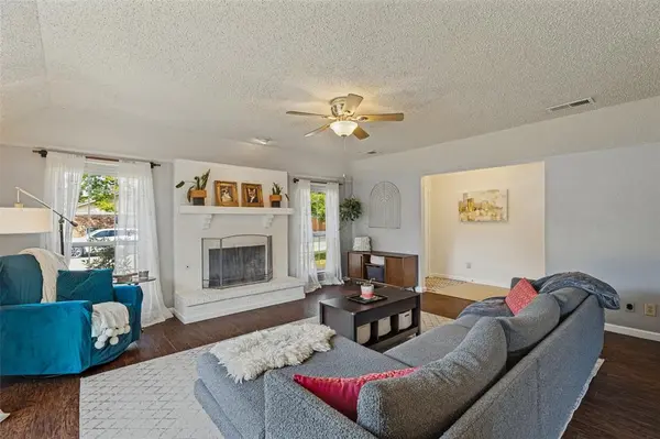 822 Century Park Drive, Garland, TX 75040