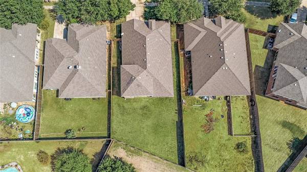 1208 Ponderosa Drive, Aubrey, TX 76227