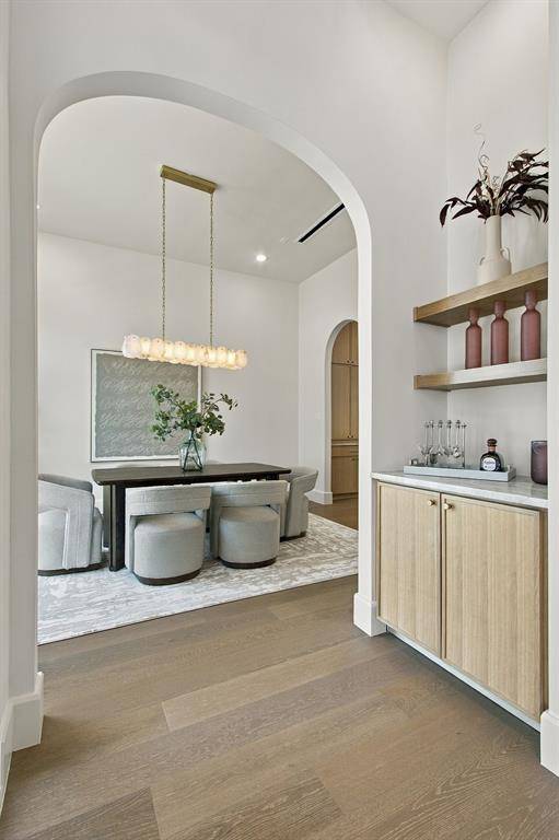 7330 Casa Loma Avenue, Dallas, TX 75214