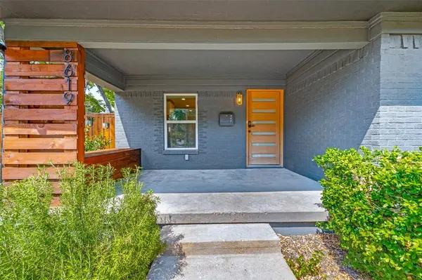 8619 Westglen Drive, Dallas, TX 75228