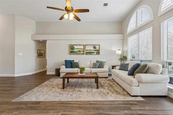 5709 Highgate Lane, Rowlett, TX 75088