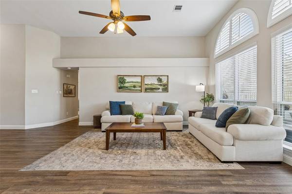 5709 Highgate Lane, Rowlett, TX 75088