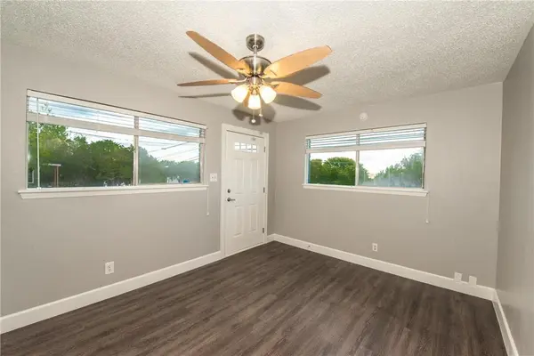 1600 Parker LN #A, Austin, TX 78741