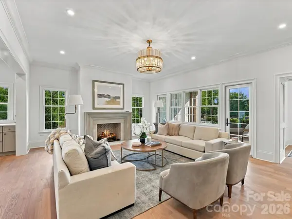 4004 Nettie CT, Charlotte, NC 28211