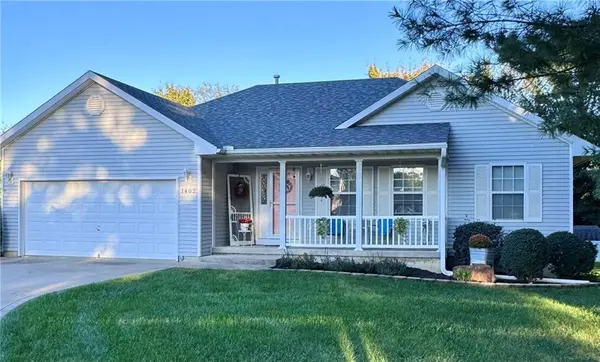 1402 Sam Den CIR, Cameron, MO 64429