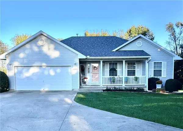 1402 Sam Den CIR, Cameron, MO 64429