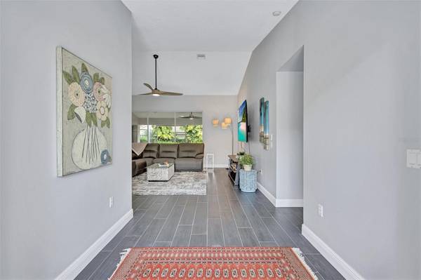 2104 TOCOBAGA LN, Nokomis, FL 34275