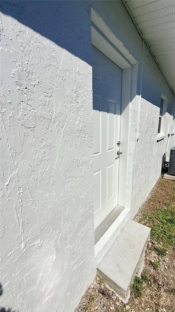 1903 24TH UNIT B ST, Sarasota, FL 34234