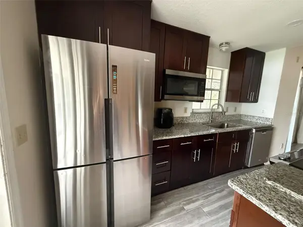 17430 HILLSIDE DR, Montverde, FL 34756