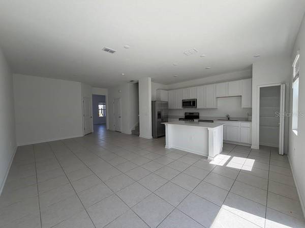 2678 SKYLINE LOOP, Poinciana, FL 34758