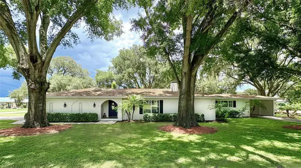 10 W LAKE HAMILTON CIR, Winter Haven, FL 33881