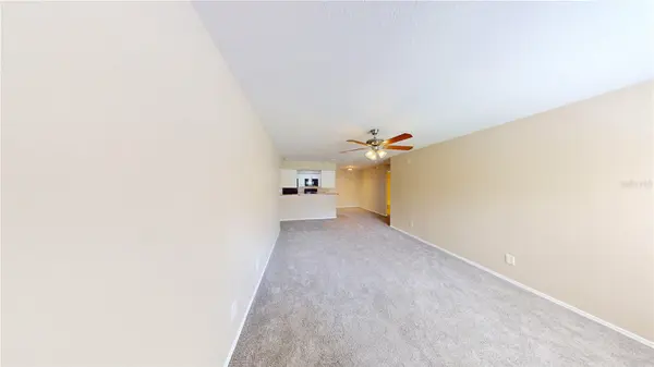 36100 LAKE CHASE BLVD #104, Zephyrhills, FL 33541