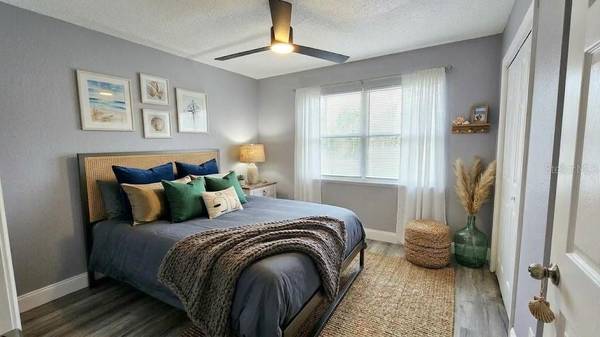 111 145TH AVE E #4, Madeira Beach, FL 33708