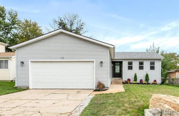 15 Laura Hill RD, St Peters, MO 63376