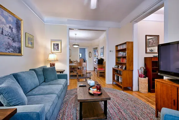 1461 W Winona ST, Chicago, IL 60640