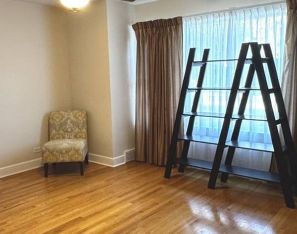 3862 W 108th PL, Chicago, IL 60655