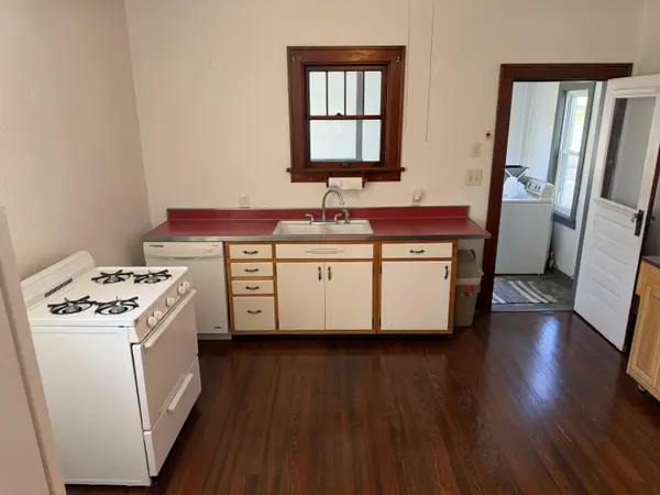 1708 Tower ST, Chesterton, IN 46304