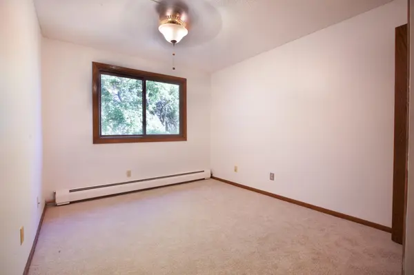 999 41st AVE NE #212, Columbia Heights, MN 55421