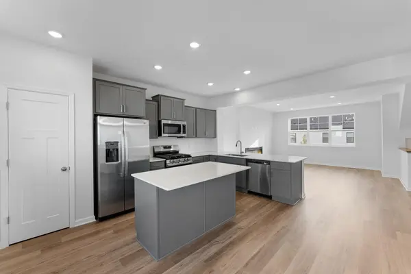 10380 Birchwood CIR, Victoria, MN 55318