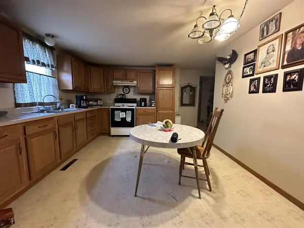 301 N MAIN ST, Seymour, WI 54165