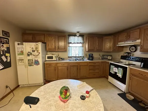 301 N MAIN ST, Seymour, WI 54165