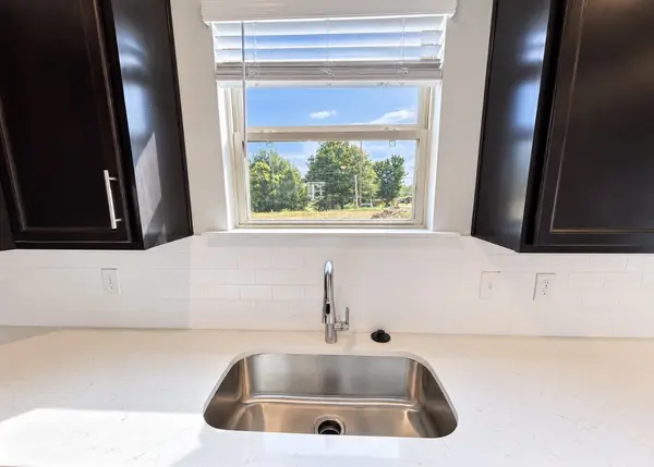 107 Florence Cove, Burns, TN 37029