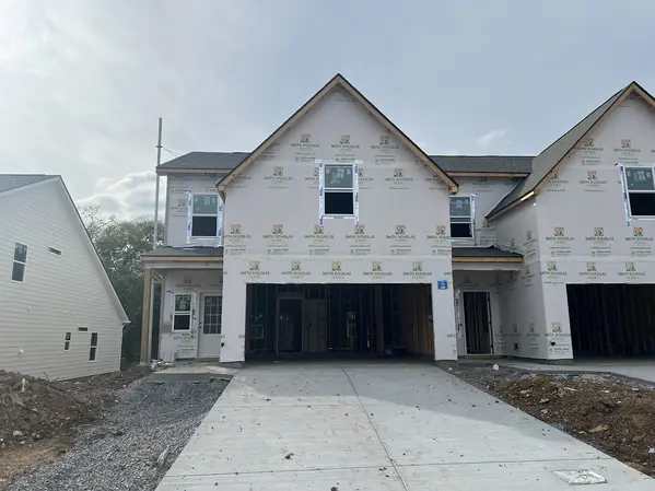 1233 Bronte Dr, Smyrna, TN 37167