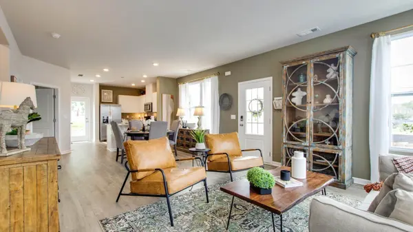 1100 Canyon Dr, Portland, TN 37148