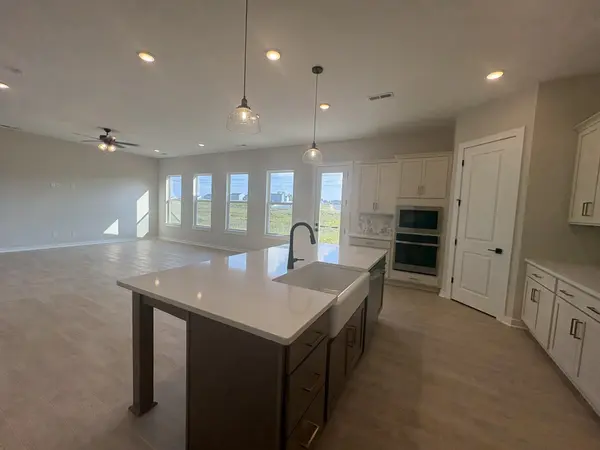 2232 Headwaters Dr, Spring Hill, TN 37174