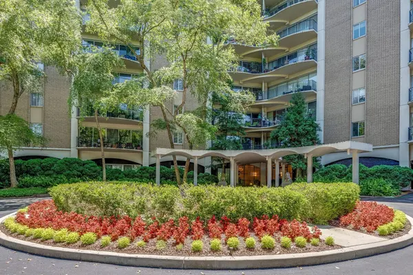 4215 Harding Pike #1203, Nashville, TN 37205
