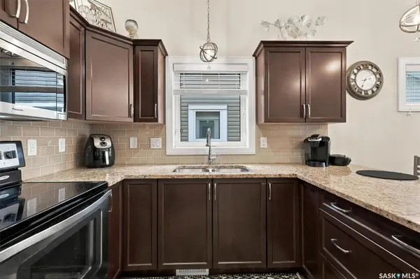 3214 11th STREET W #13, Saskatoon, SK S7M 5G3