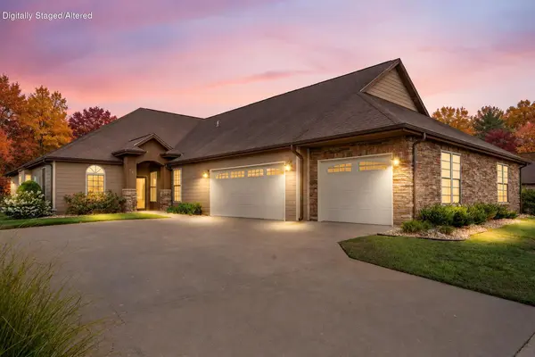 56 Mountain View CT, Branson West, MO 65737