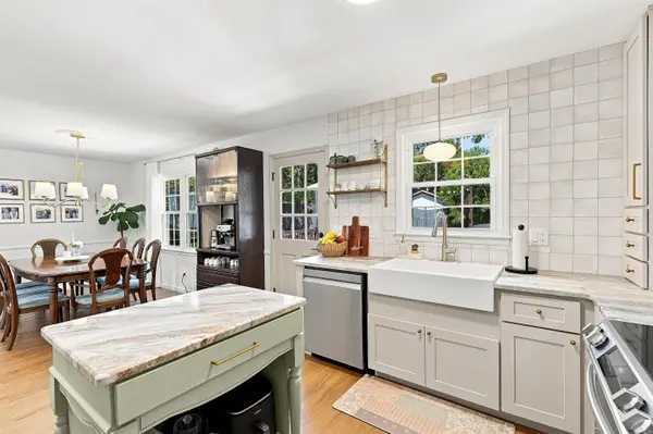 109 Stonehenge CT, Taylors, SC 29687